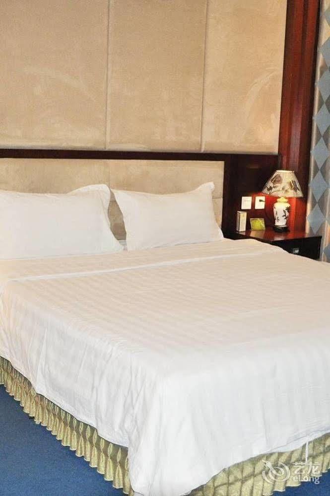 Changchun Ya Tai Hotel Ngoại thất bức ảnh